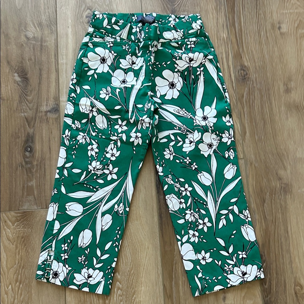 Floral Green Women's Capris